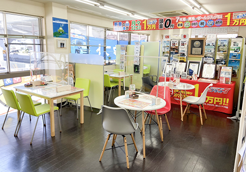 店舗内観